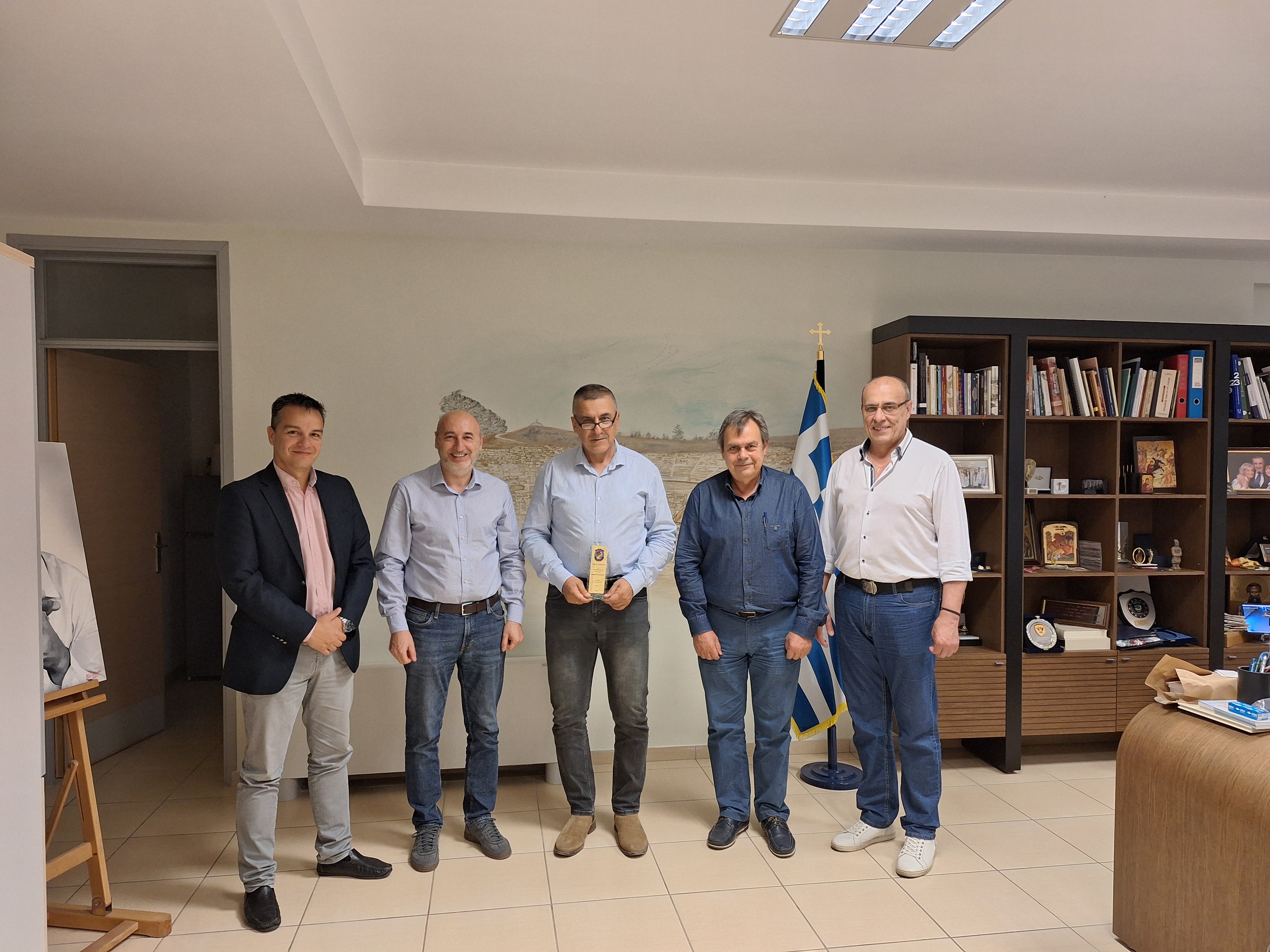 Συνάντηση Κουρέτα με τους έφεδρους αξιωματικούς 